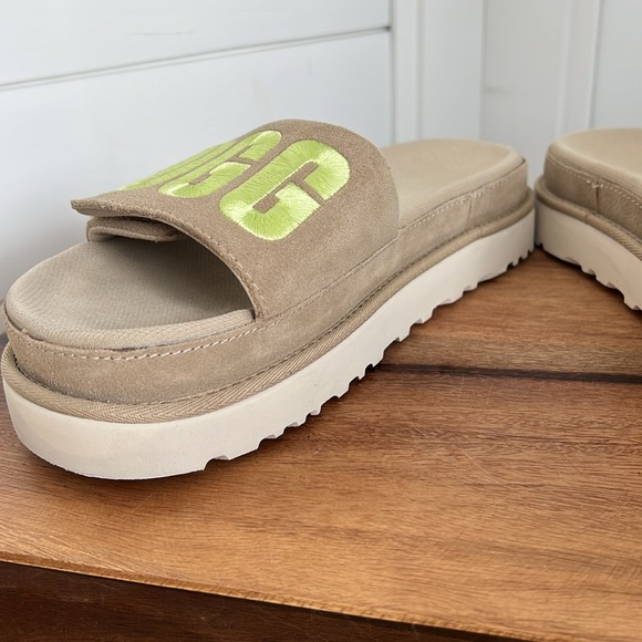 UGG platform slides - Picture 6 of 17
